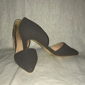 Gray close-toed heels